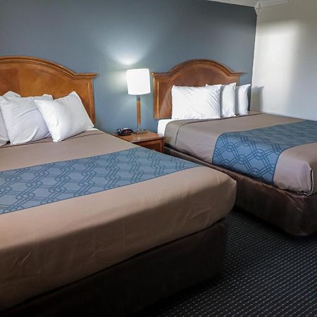 University Inn & Suites San Antonio Zewnętrze zdjęcie